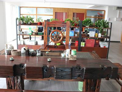 潤(rùn)東方環(huán)?？照{(diào)公司辦公室